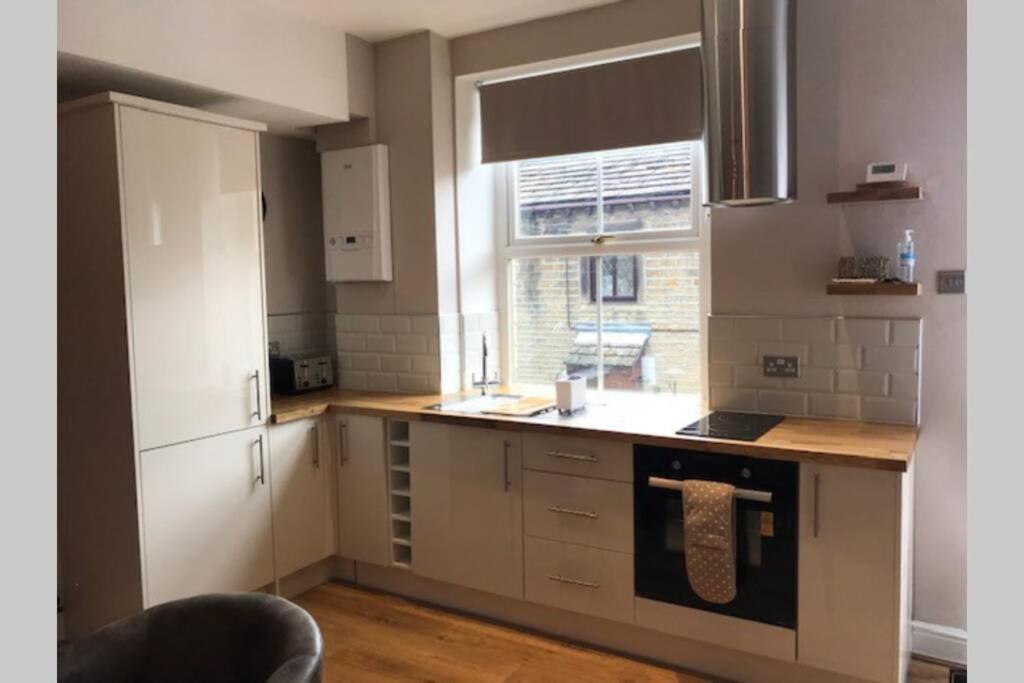 Back Holme Cottage Holmfirth Bagian luar foto
